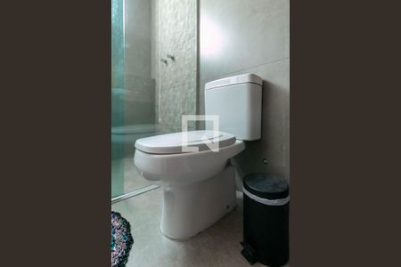 Casa à venda com 739m², 4 quartos e 6 vagas Casa à venda com 739m², 4 quartos e 6 vagasBanheiro 3