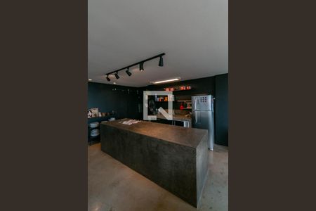 Casa à venda com 739m², 4 quartos e 6 vagas Casa à venda com 739m², 4 quartos e 6 vagasSala/Cozinha