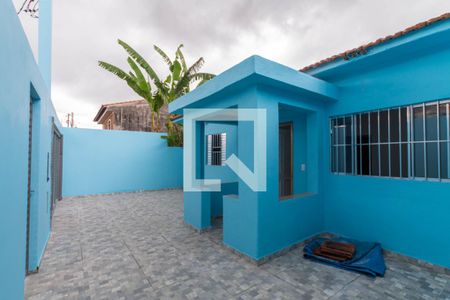 Casa à venda com 136m², 3 quartos e 2 vagas Casa à venda com 136m², 3 quartos e 2 vagasÁrea externa