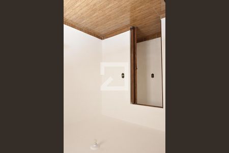 Sala de casa à venda com 2 quartos, 60m² em Parque Peruche, São Paulo