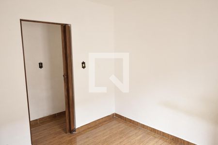 Sala de casa à venda com 2 quartos, 60m² em Parque Peruche, São Paulo