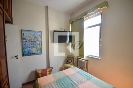 Apartamento à venda com 140m², 4 quartos e 1 vagaQuarto 2