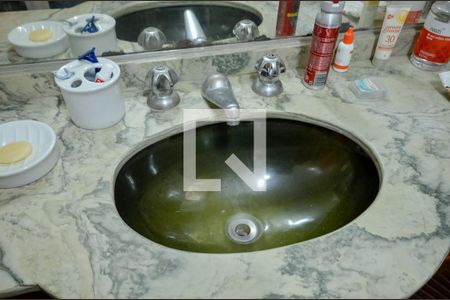 Apartamento à venda com 140m², 4 quartos e 1 vagaBanheiro Social