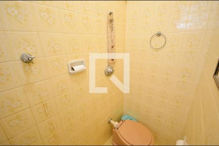 Apartamento à venda com 140m², 4 quartos e 1 vagaBanheiro de Serviço