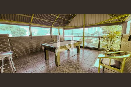 Casa à venda com 125m², 3 quartos e 2 vagasÁrea externa - Salão de jogos