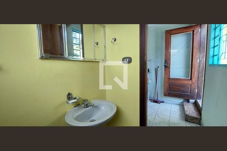 Casa à venda com 125m², 3 quartos e 2 vagasBanheiro 2