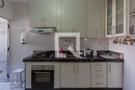 Apartamento à venda com 180m², 4 quartos e 3 vagas Apartamento à venda com 180m², 4 quartos e 3 vagasCozinha