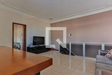 Apartamento à venda com 180m², 4 quartos e 3 vagas Apartamento à venda com 180m², 4 quartos e 3 vagasSala 2