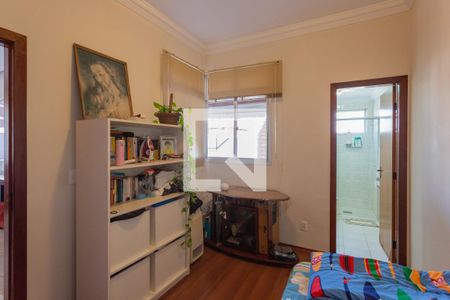 Apartamento à venda com 180m², 4 quartos e 3 vagas Apartamento à venda com 180m², 4 quartos e 3 vagasSuíte 2