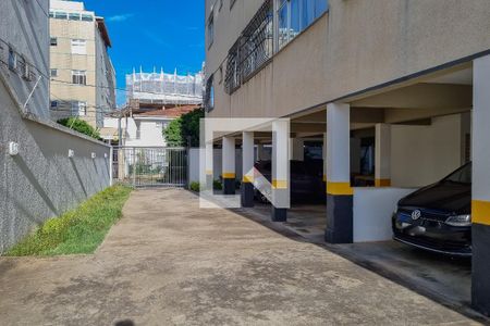 Apartamento à venda com 180m², 4 quartos e 3 vagas Apartamento à venda com 180m², 4 quartos e 3 vagasGaragem