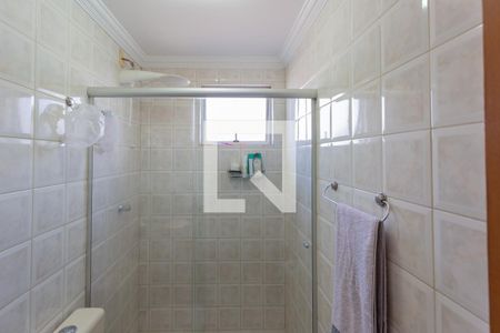 Apartamento à venda com 180m², 4 quartos e 3 vagas Apartamento à venda com 180m², 4 quartos e 3 vagasBanheiro da Suíte 2