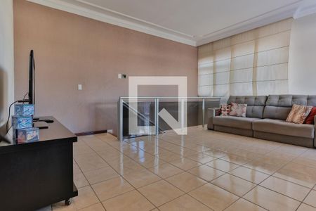 Apartamento à venda com 180m², 4 quartos e 3 vagas Apartamento à venda com 180m², 4 quartos e 3 vagasSala 2