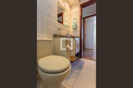 Apartamento à venda com 180m², 4 quartos e 3 vagas Apartamento à venda com 180m², 4 quartos e 3 vagasBanheiro