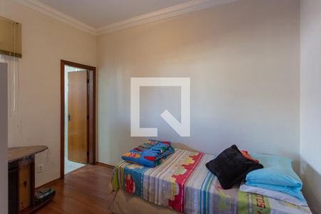 Apartamento à venda com 180m², 4 quartos e 3 vagas Apartamento à venda com 180m², 4 quartos e 3 vagasSuíte 2