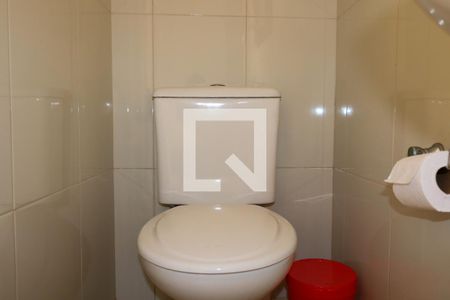 Casa à venda com 248m², 3 quartos e 6 vagas Casa à venda com 248m², 3 quartos e 6 vagasLavabo da Área Gourmet