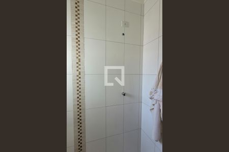 Casa à venda com 126m², 3 quartos e 2 vagas Casa à venda com 126m², 3 quartos e 2 vagasBanheiro