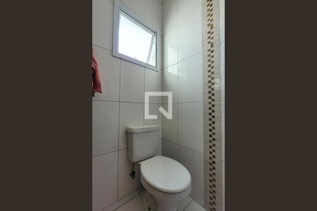 Casa à venda com 126m², 3 quartos e 2 vagas Casa à venda com 126m², 3 quartos e 2 vagasBanheiro