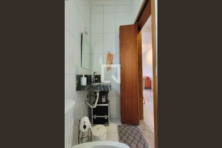 Casa à venda com 126m², 3 quartos e 2 vagas Casa à venda com 126m², 3 quartos e 2 vagasBanheiro 2