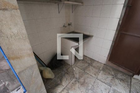 Casa à venda com 64m², 2 quartos e sem vagaÁrea de Serviço