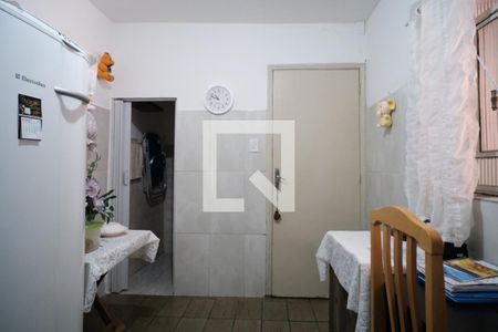 Casa à venda com 280m², 4 quartos e 3 vagas Casa à venda com 280m², 4 quartos e 3 vagasQuarto 2