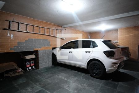 Casa à venda com 280m², 4 quartos e 3 vagas Casa à venda com 280m², 4 quartos e 3 vagasÁrea externa