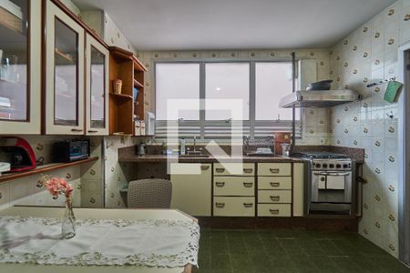 Apartamento à venda com 144m², 3 quartos e 2 vagasCozinha