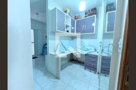 Casa à venda com 200m², 3 quartos e 2 vagasQuarto 3