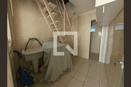 Casa à venda com 200m², 3 quartos e 2 vagasLavanderia
