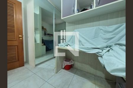 Casa à venda com 200m², 3 quartos e 2 vagasQuarto 3