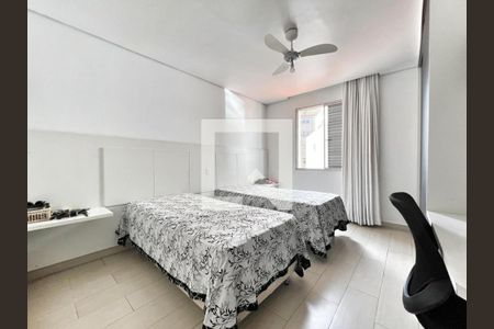 Apartamento à venda com 140m², 4 quartos e 3 vagas Apartamento à venda com 140m², 4 quartos e 3 vagasQuarto 4