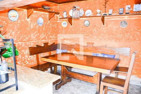 Casa à venda com 389m², 4 quartos e 4 vagasÁrea comum