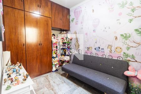 Casa à venda com 250m², 4 quartos e 2 vagas Casa à venda com 250m², 4 quartos e 2 vagasQuarto 2
