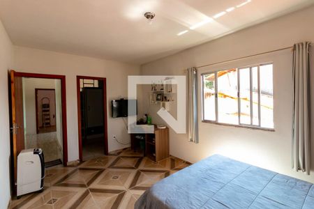 Casa à venda com 243m², 4 quartos e 2 vagasQuarto Suíte