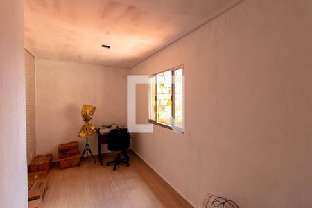 Casa à venda com 243m², 4 quartos e 2 vagasQuarto 4