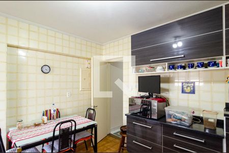 Apartamento à venda com 91m², 2 quartos e 1 vaga Apartamento à venda com 91m², 2 quartos e 1 vagaCozinha