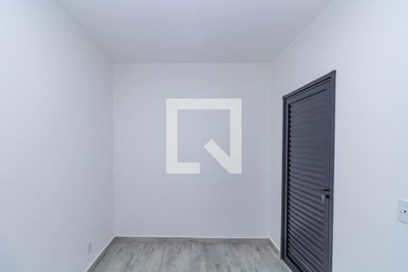 Quarto 1 de apartamento para alugar com 2 quartos, 56m² em Jardim Independência (são Paulo), São Paulo