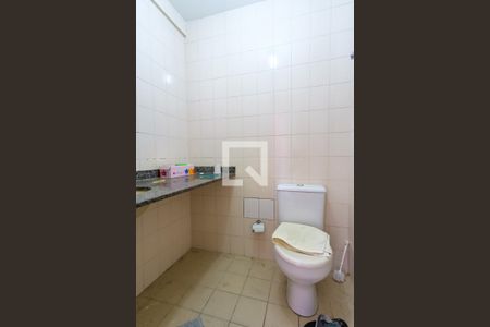 Apartamento à venda com 63m², 3 quartos e 1 vaga Apartamento à venda com 63m², 3 quartos e 1 vagaBanheiro