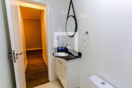 Apartamento para alugar com 80m², 2 quartos e 1 vaga Apartamento para alugar com 80m², 2 quartos e 1 vagaBanheiro Social