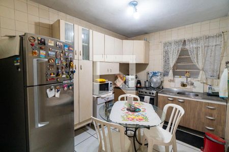 Casa à venda com 220m², 4 quartos e 2 vagasCasa 1 - Cozinha