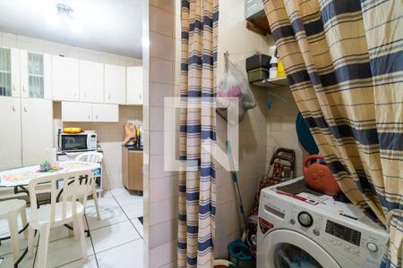 Casa à venda com 220m², 4 quartos e 2 vagasCasa 1 - Lavanderia