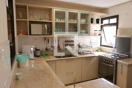 Apartamento para alugar com 227m², 3 quartos e 2 vagasCozinha