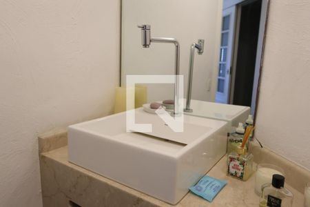 Apartamento para alugar com 227m², 3 quartos e 2 vagasBanheiro quarto 1