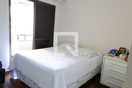 Apartamento para alugar com 227m², 3 quartos e 2 vagasQuarto 2