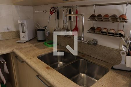 Apartamento para alugar com 227m², 3 quartos e 2 vagasCozinha