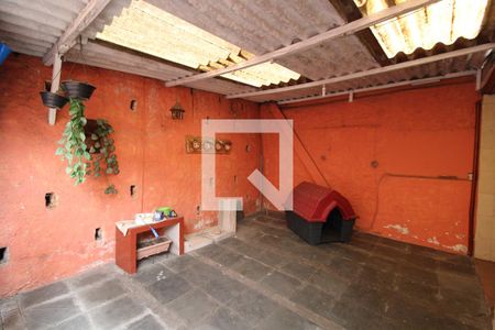 Casa à venda com 200m², 2 quartos e 1 vagaÁrea de Serviço