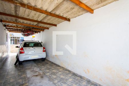 Casa à venda com 260m², 5 quartos e 4 vagas Casa à venda com 260m², 5 quartos e 4 vagasGaragem