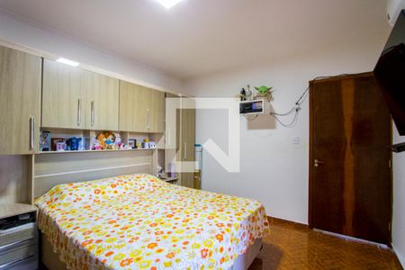 Casa à venda com 260m², 5 quartos e 4 vagas Casa à venda com 260m², 5 quartos e 4 vagasCasa 2 - Quarto 1