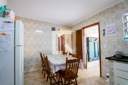 Casa à venda com 260m², 5 quartos e 4 vagas Casa à venda com 260m², 5 quartos e 4 vagasCasa 2 - Cozinha