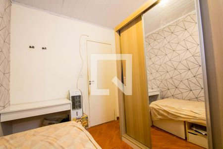 Casa à venda com 260m², 5 quartos e 4 vagas Casa à venda com 260m², 5 quartos e 4 vagasCasa 1 - Quarto 3