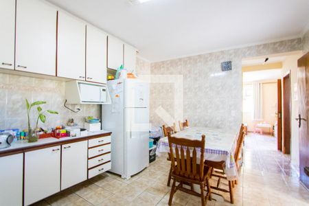 Casa à venda com 260m², 5 quartos e 4 vagas Casa à venda com 260m², 5 quartos e 4 vagasCasa 2 - Cozinha